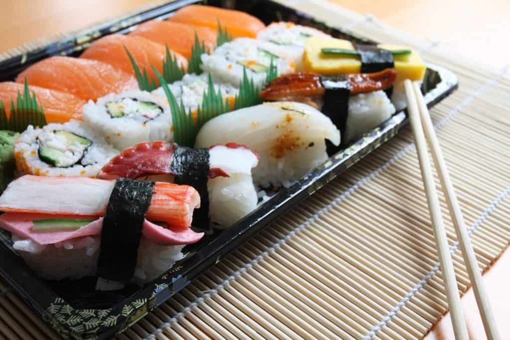 482007-sushi-cuisine-gallstones-diet